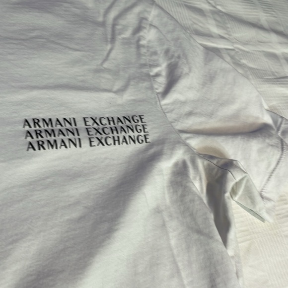 Armani Exchange Womens White V-Neck  T-shirt Size Small - Picture 3 of 5